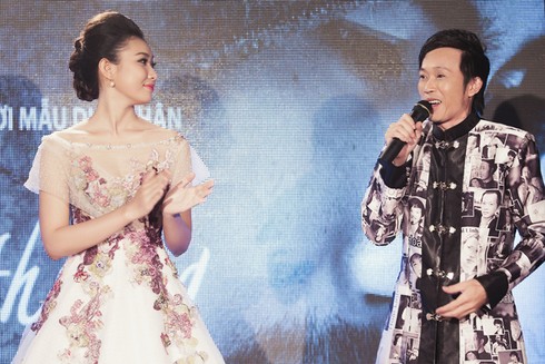 Bích Khanh lộng lẫy đi sự kiện - ảnh 5