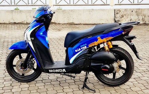Honda SH độ của biker Cần Thơ - ảnh 1