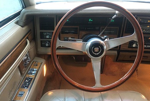 Xế cổ Cadillac rao bán ở Việt Nam - ảnh 4