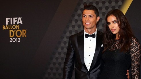Bồ Ronaldo 'kín cổng cao tường' ở Gala Quả bóng vàng - ảnh 1