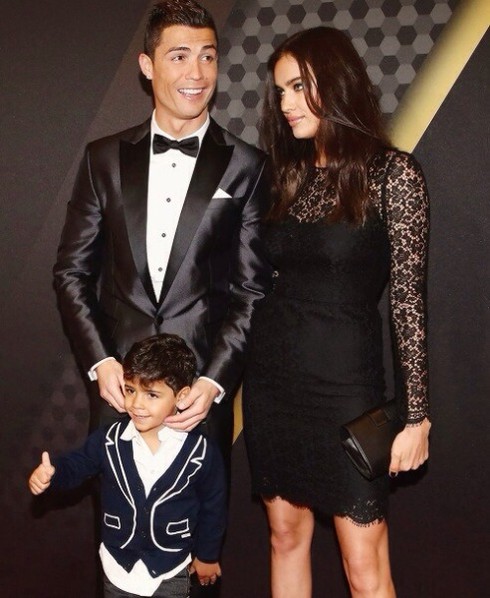 Bồ Ronaldo 'kín cổng cao tường' ở Gala Quả bóng vàng - ảnh 3