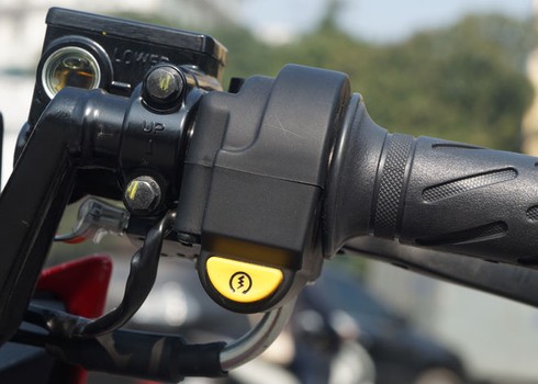Cận cảnh 'trống choai' Suzuki Raider - ảnh 10