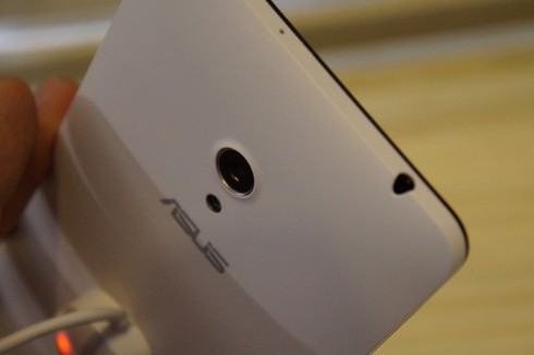 Cận cảnh bộ ba Asus ZenFone trong lễ 'trình làng' - ảnh 5