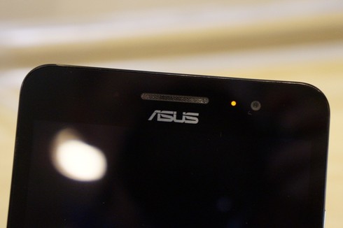 Cận cảnh bộ ba Asus ZenFone trong lễ 'trình làng' - ảnh 8