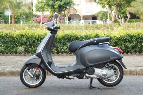 Cận cảnh Vespa Sprint mới 'xuất trận' tại Việt Nam - ảnh 1