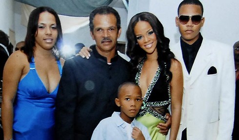 20 điều thú vị về Rihanna - ảnh 2