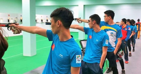 Xạ thủ giỏi nhất Việt Nam khai súng, nhắm 'đích' Olympic - ảnh 1