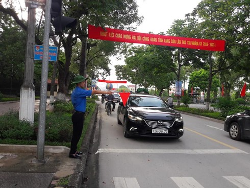 Lạng Sơn: Hình ảnh thân thương màu áo xanh tình nguyện - ảnh 1