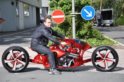 The Diavolo: 'Quỷ dữ' từ Kawasaki ZZR 600 - ảnh 1