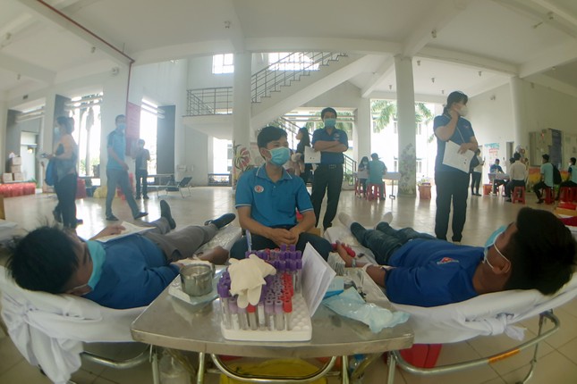 Tây Ninh vận động hiến máu tình nguyện sau giãn cách xã hội ảnh 1