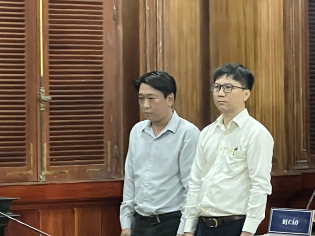 ‘Thảm họa' Carina: Hơn 800 người được triệu tập, chỉ có 8 người đến tòa ảnh 2