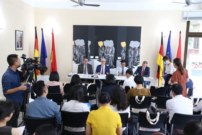 Đại sứ Đức giải thích lý do Berlin đưa ra tuyên bố về biển Đông ảnh 2