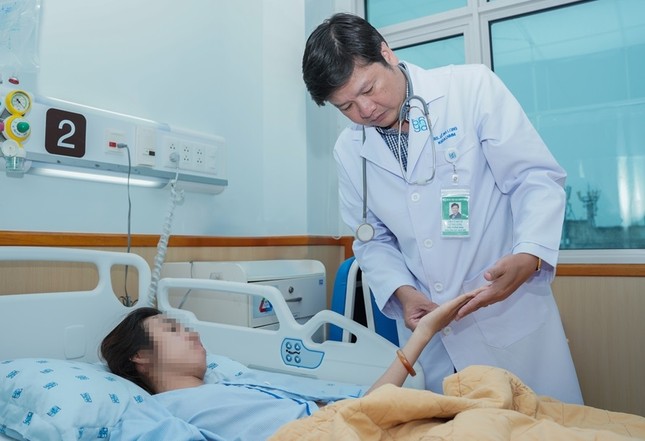Cô gái trẻ bị căn bệnh hiếm gặp, đau dữ dội nhất khi 'đến tháng' ảnh 1