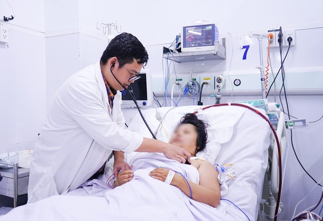 Cứu sản phụ '10 phần chết 9' vì căn bệnh cực nguy hiểm khi mang thai ảnh 1