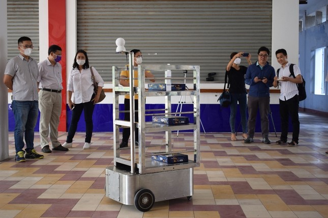Chống dịch bằng tri thức và sáng tạo ảnh 6