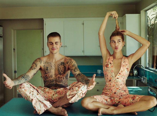 Khoảnh khắc ngọt ngào vợ chồng Bieber khi tự cách ly mùa dịch ảnh 5