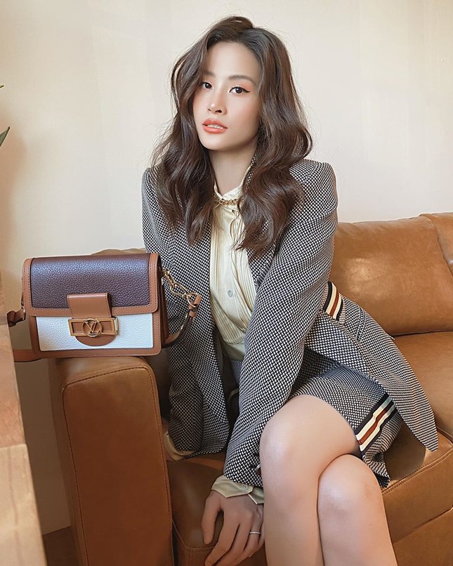Đường cong sexy nuột nà của vợ hai đại gia Minh Nhựa ảnh 14