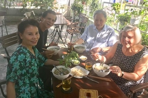 Ba năm yêu đương nồng cháy của Hà Hồ - Kim Lý đến kết đẹp mang song thai ảnh 10