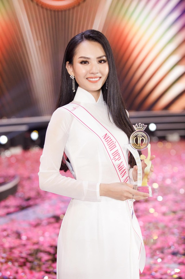 Người đẹp Nhân ái Huỳnh Nguyễn Mai Phương: 'Không gì đẹp hơn lòng nhân ái' ảnh 1