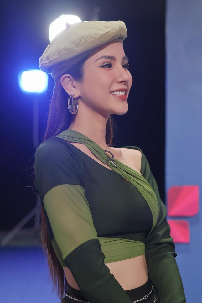 Showbiz 25/11: Diệp Lâm Anh không cần khán giả bình chọn ở show Chị đẹp ảnh 2