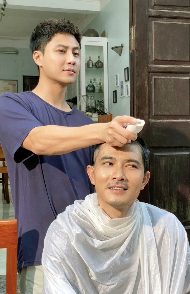 Quang Sự ‘Gia đình mình vui bất thình lình’ nói gì khi trượt đề cử? ảnh 3
