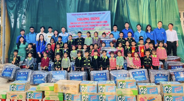 Sáng mãi 'Biên cương Tổ quốc trong trái tim tuổi trẻ' ảnh 12