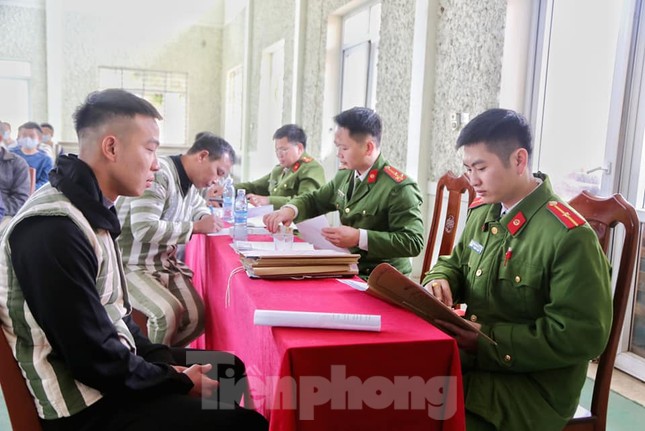 Nhiều phạm nhân ở Lạng Sơn được giảm án trong dịp tết nguyên đán ảnh 1