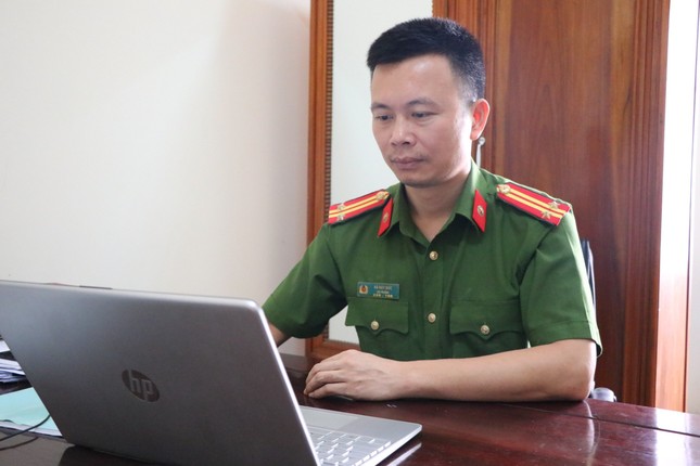 Trung tá công an chỉ cách phá bẫy lừa đảo mời đầu tư tài chính ảnh 3