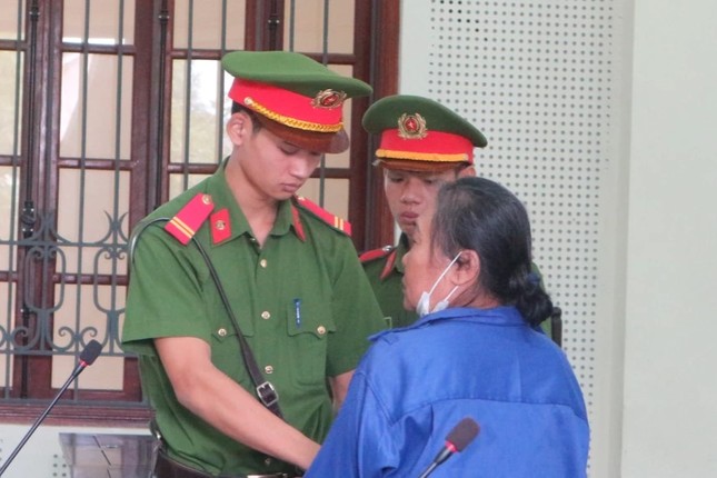 Người phụ nữ buôn đồng nát lần thứ 4 hầu tòa vì ma túy ảnh 3