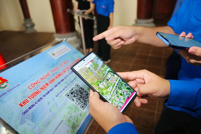 Ra mắt công nghệ thực tế ảo tại khu tưởng niệm Anh hùng liệt sỹ Lý Tự Trọng ảnh 5