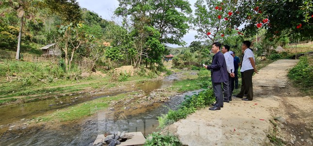 Bí thư Nghệ An: 'Ủng hộ quyên góp xây cầu dân sinh vượt lũ' ảnh 2