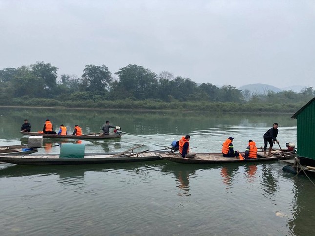 Tìm thấy thi thể thầy hiệu trưởng tiểu học sau 2 ngày mất tích ảnh 1