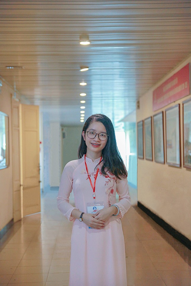 Nữ sinh Sư phạm học giỏi, năng động, đam mê hoạt động Đoàn ảnh 5