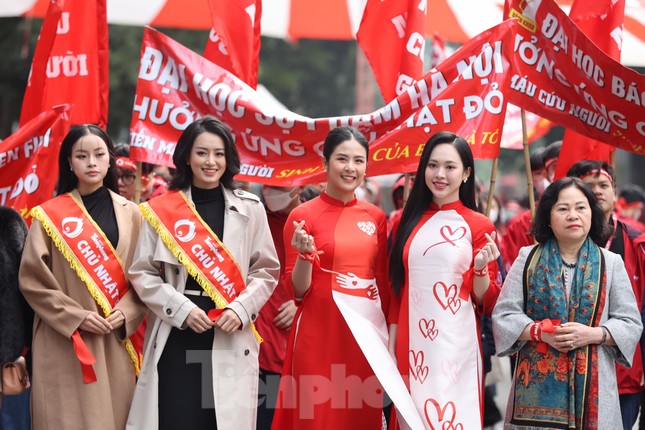 Chủ Nhật Đỏ lần thứ XVI năm 2024: Những giọt máu hồng ấm nồng Giáng sinh ảnh 25