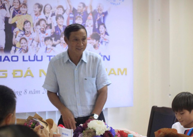 HLV Mai Đức Chung: 'Bóng đá nữ Việt Nam ngày mai phải tốt hơn hôm nay' ảnh 11
