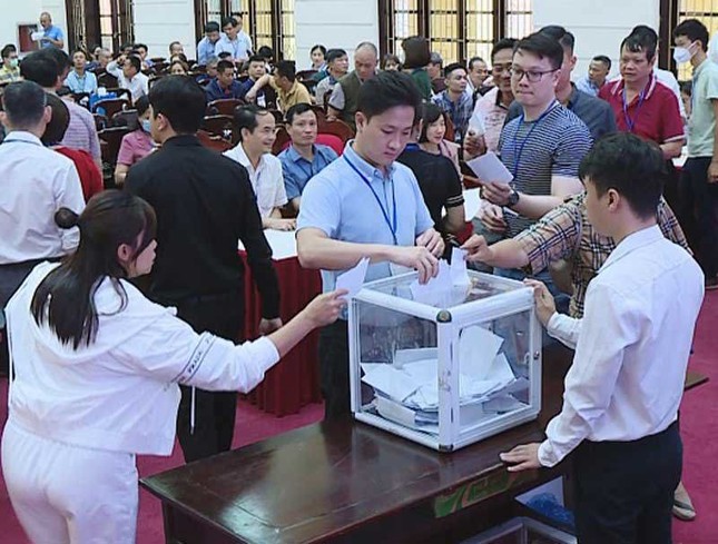 Quận Hà Đông đấu giá thành công 20 lô đất ở, giá cao nhất 168,9 triệu đồng/m2 ảnh 1