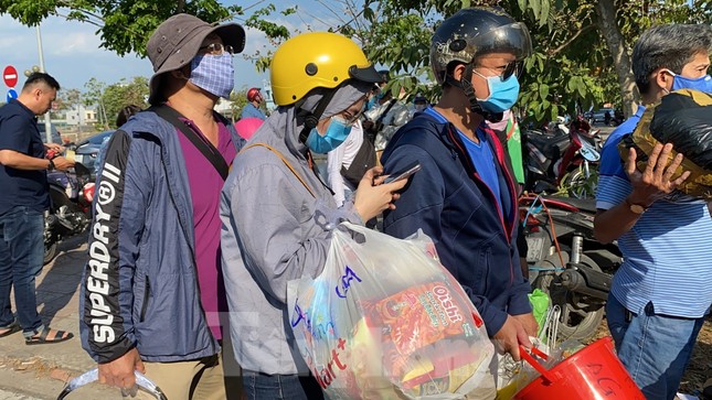 Trốn cách ly, không đeo khẩu trang nơi công cộng bị xử phạt thế nào? ảnh 2