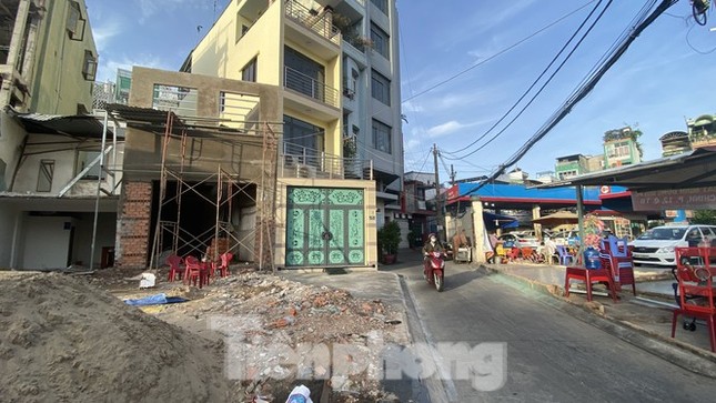 TPHCM nói về đề xuất thu hồi, đấu giá đất hai bên đường ảnh 1