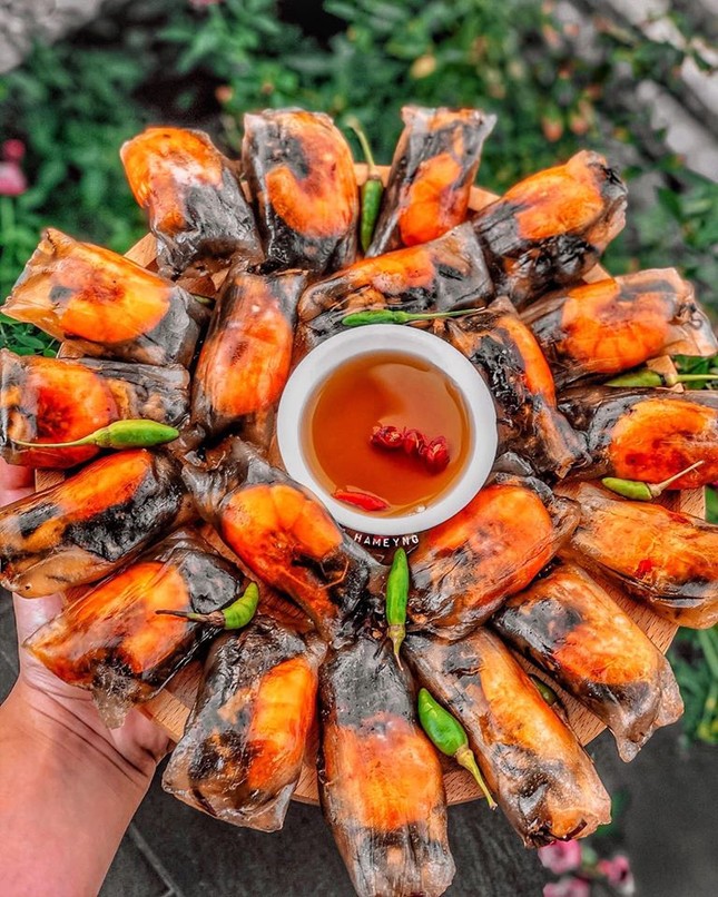 Đưa bánh bột lọc ra thế giới ảnh 2