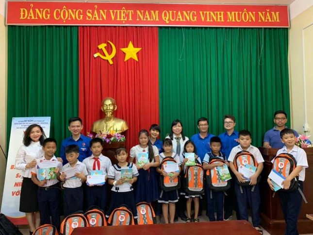 Hành trình "Tuổi trẻ Bình Dương vì biển, đảo quê hương" ảnh 4