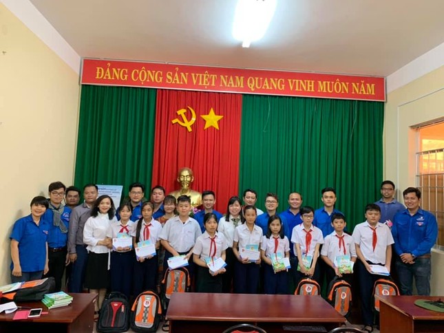 Hành trình "Tuổi trẻ Bình Dương vì biển, đảo quê hương" ảnh 7