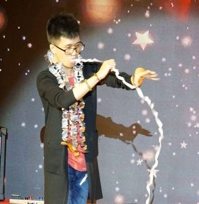 Nghề "tay trái"... hái ra tiền ảnh 1