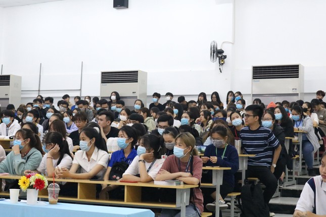 Người trẻ nên "khởi nghề hay khởi nghiệp"? ảnh 2