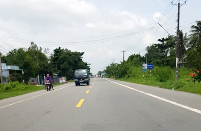 Đại úy công an bị cướp ôtô khi đang chạy ban đêm ảnh 1