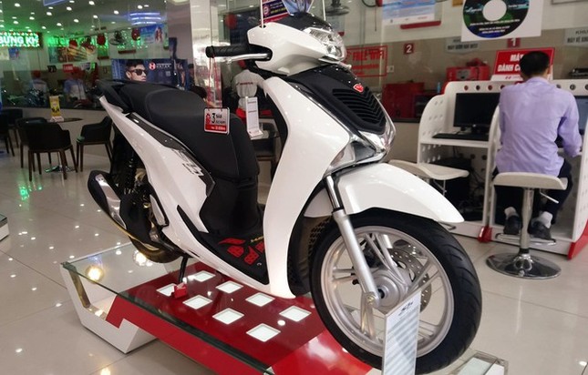 Honda Việt Nam nói gì về tình trạng loạn giá xe máy? ảnh 1