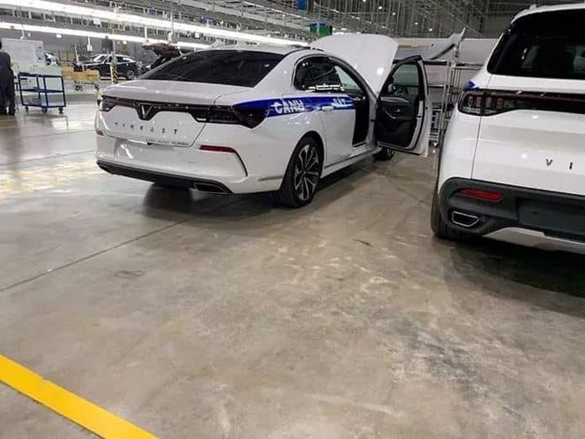 Xe VinFast chuyên dụng cho CSGT bất ngờ xuất hiện? ảnh 2