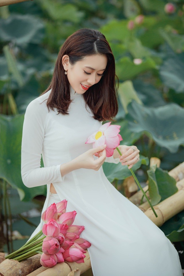 Nhiếp ảnh gia 'xấu trai' cưa đổ vợ đẹp với lời hứa tặng 10.000 ảnh để đời ảnh 14