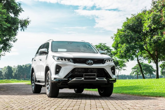 SUV cỡ trung tại Việt Nam cạnh tranh mạnh về cuối năm? ảnh 1