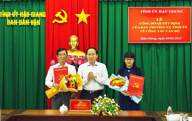 Điều động, bổ nhiệm nhân sự 3 địa phương ảnh 2