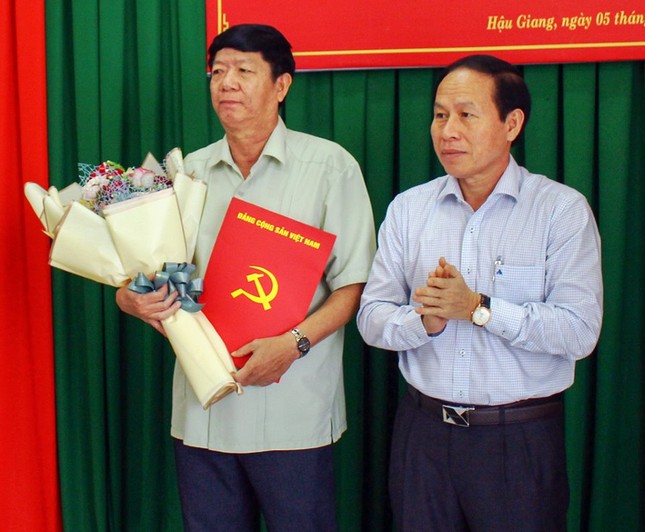 Điều động, bổ nhiệm nhân sự 3 địa phương ảnh 1
